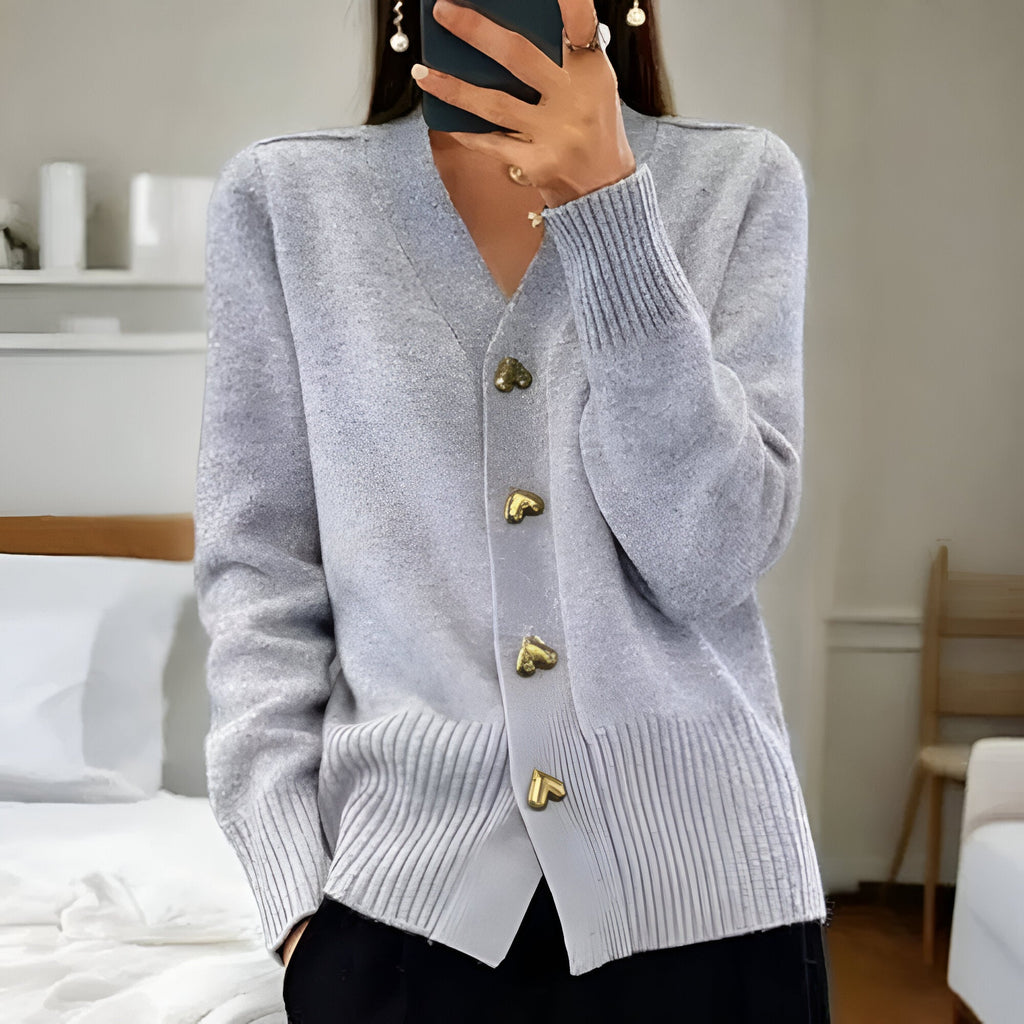 Ciara™ | Elegante cardigan met hartvormige knopen
