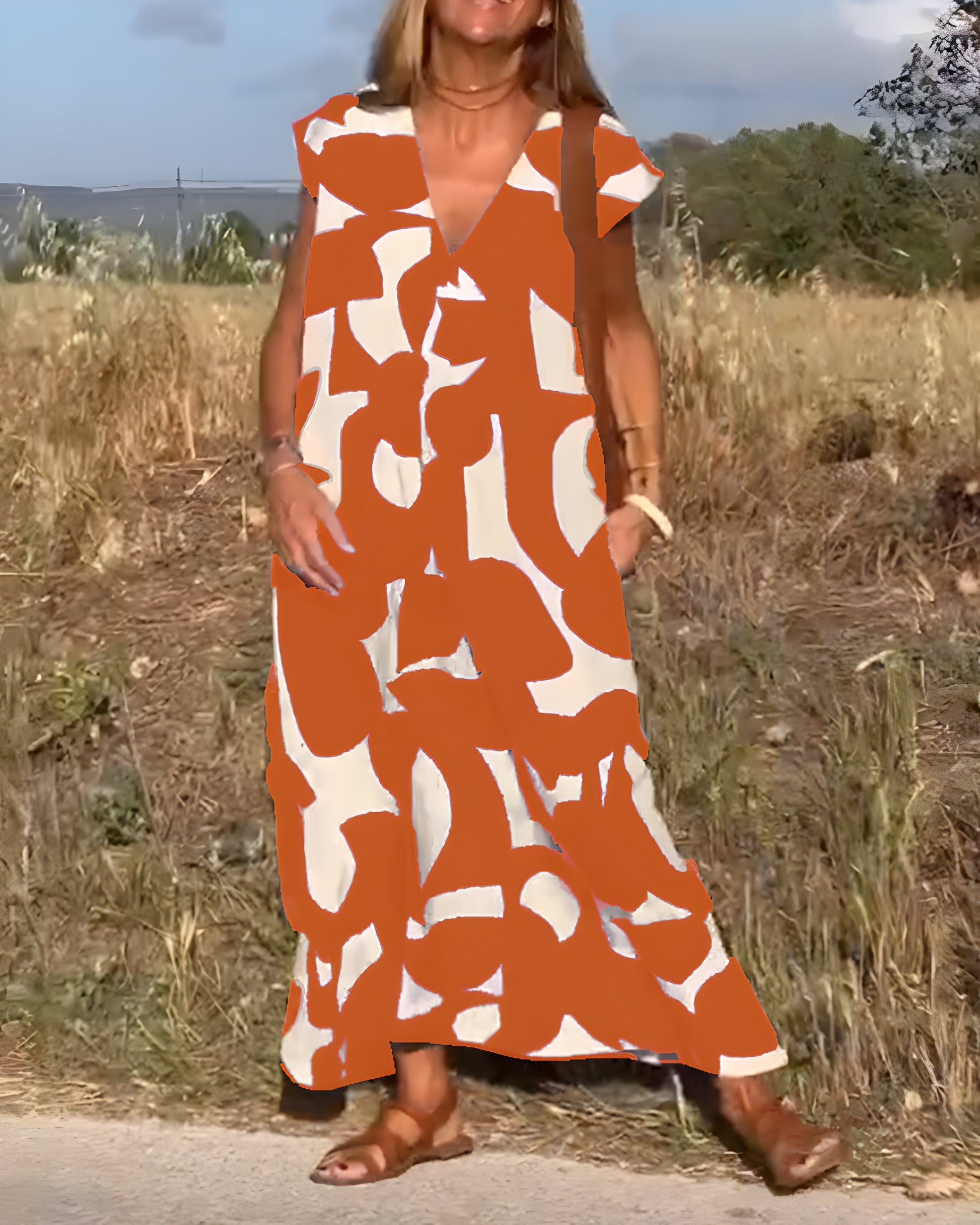 NOVERA™ | Jurk met print en V-hals