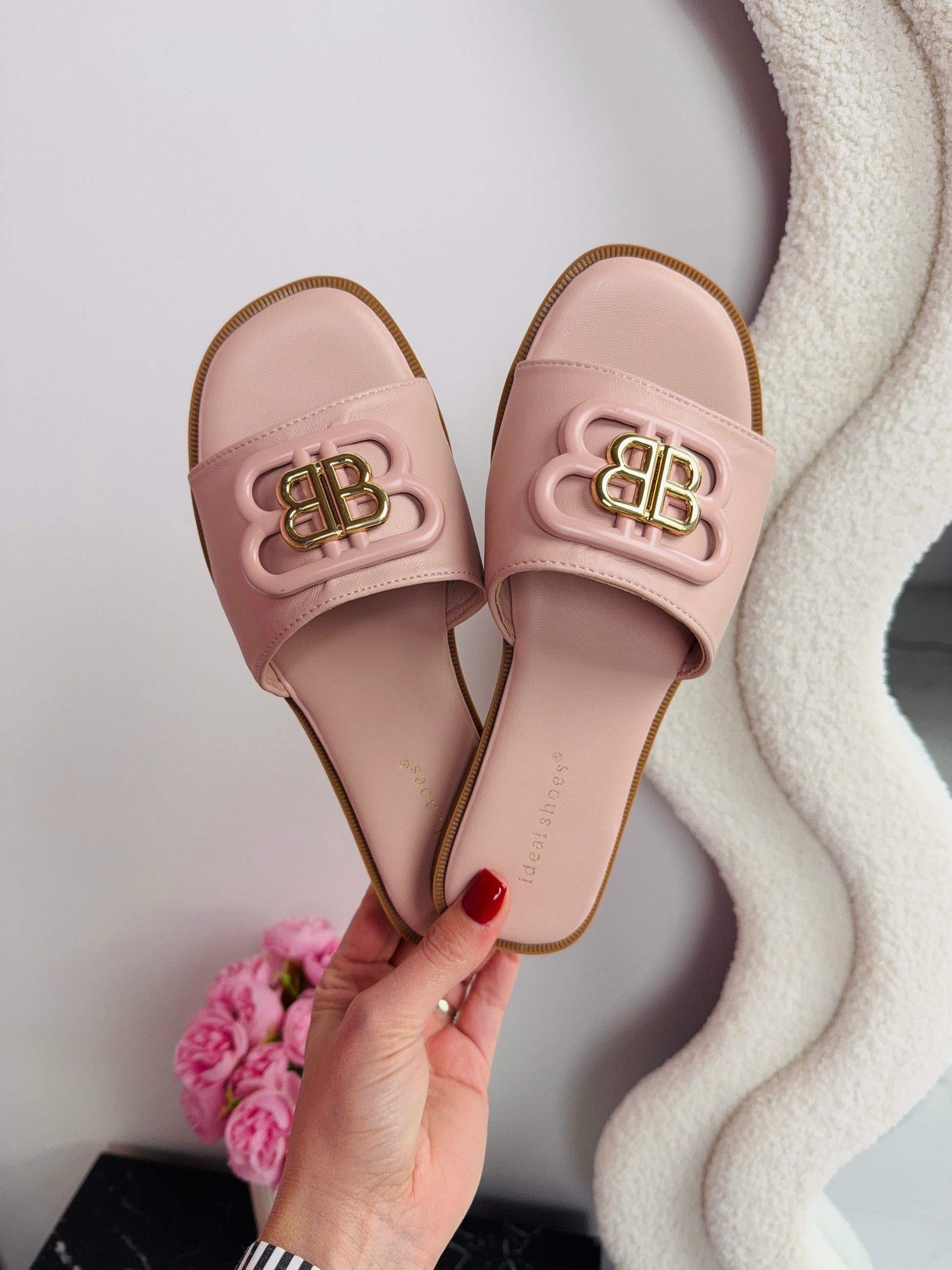 Bibi Pink Slides