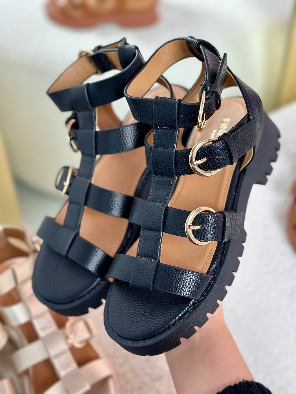Anika Black Sandaal