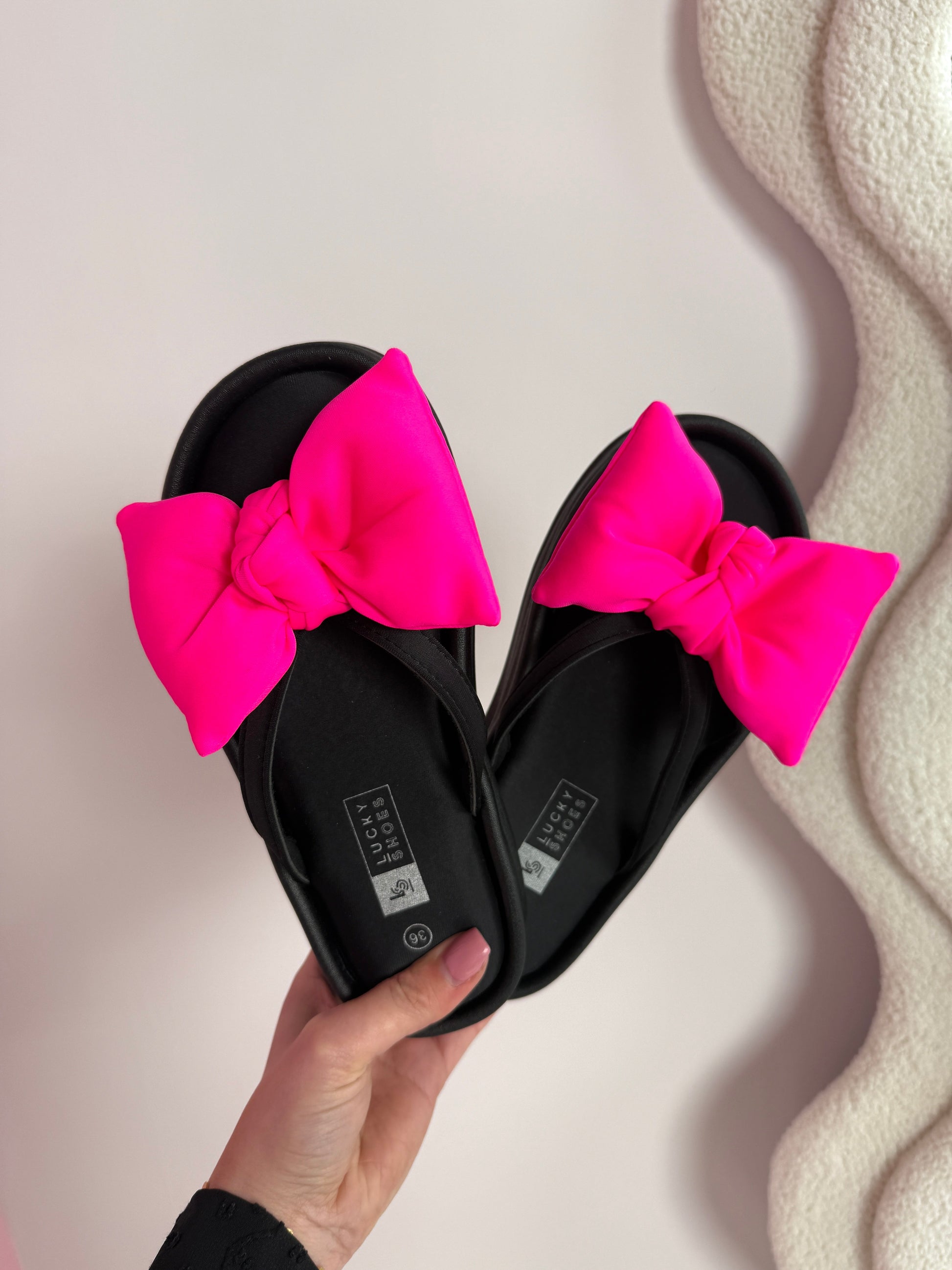 Kathleen Fuchsia Slipper