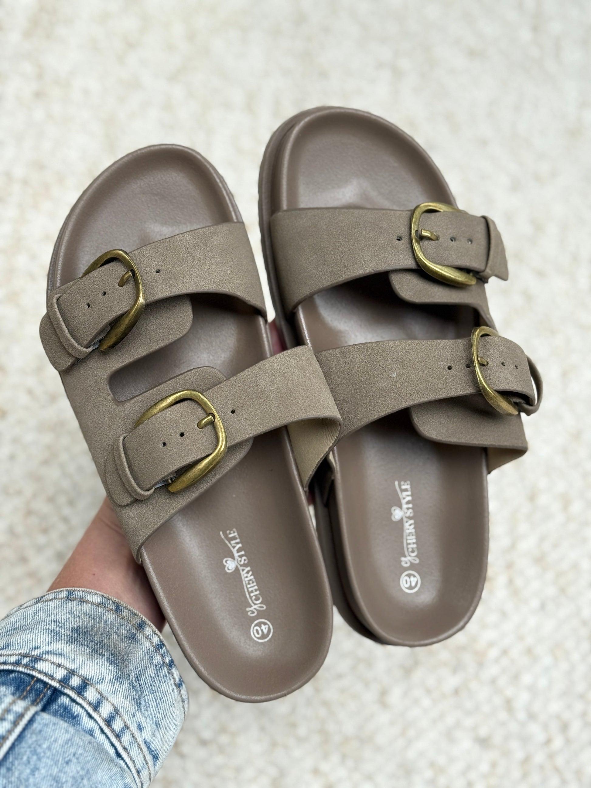Rikki Khaki Slides