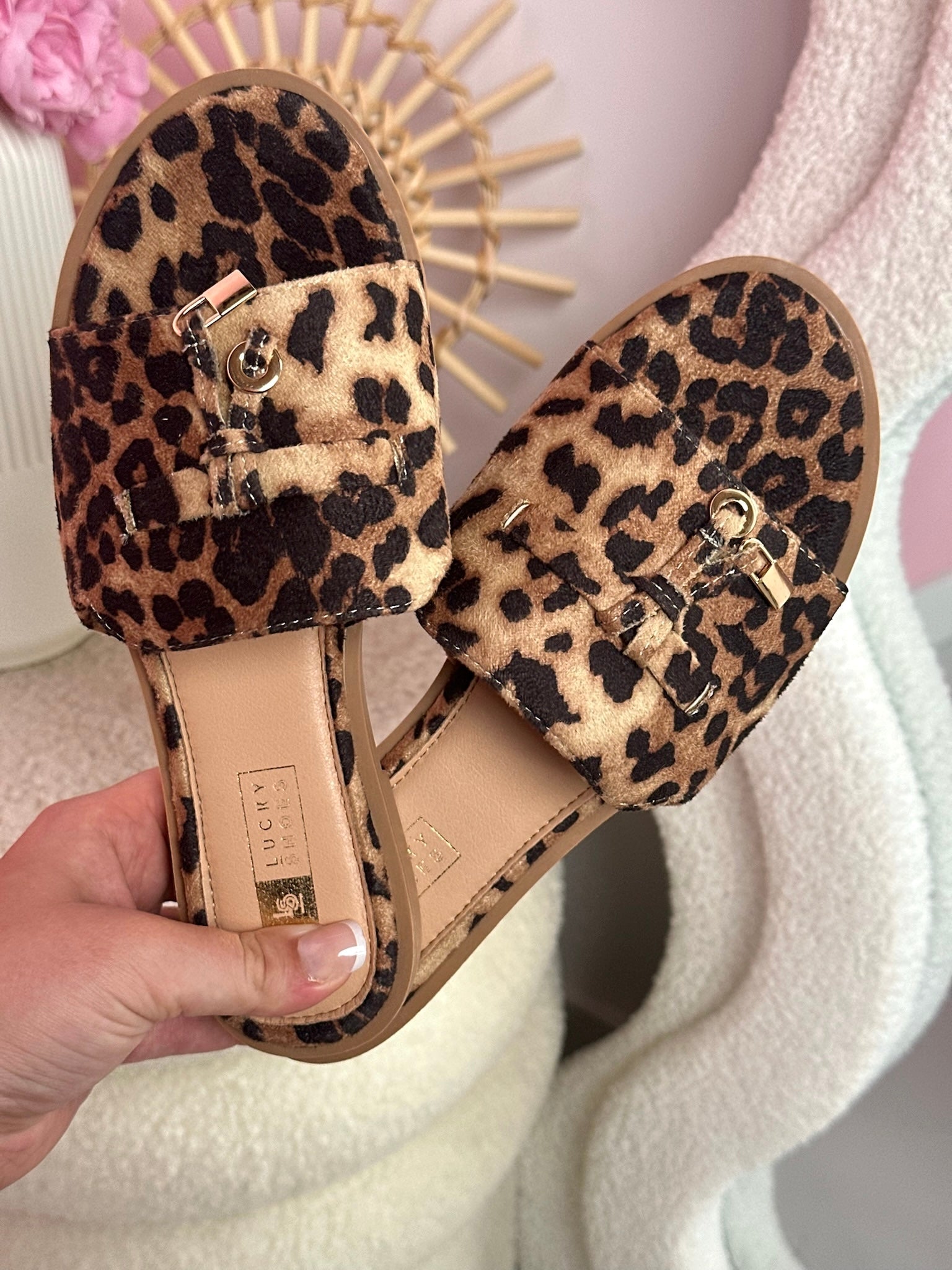Bliss Leo Slides