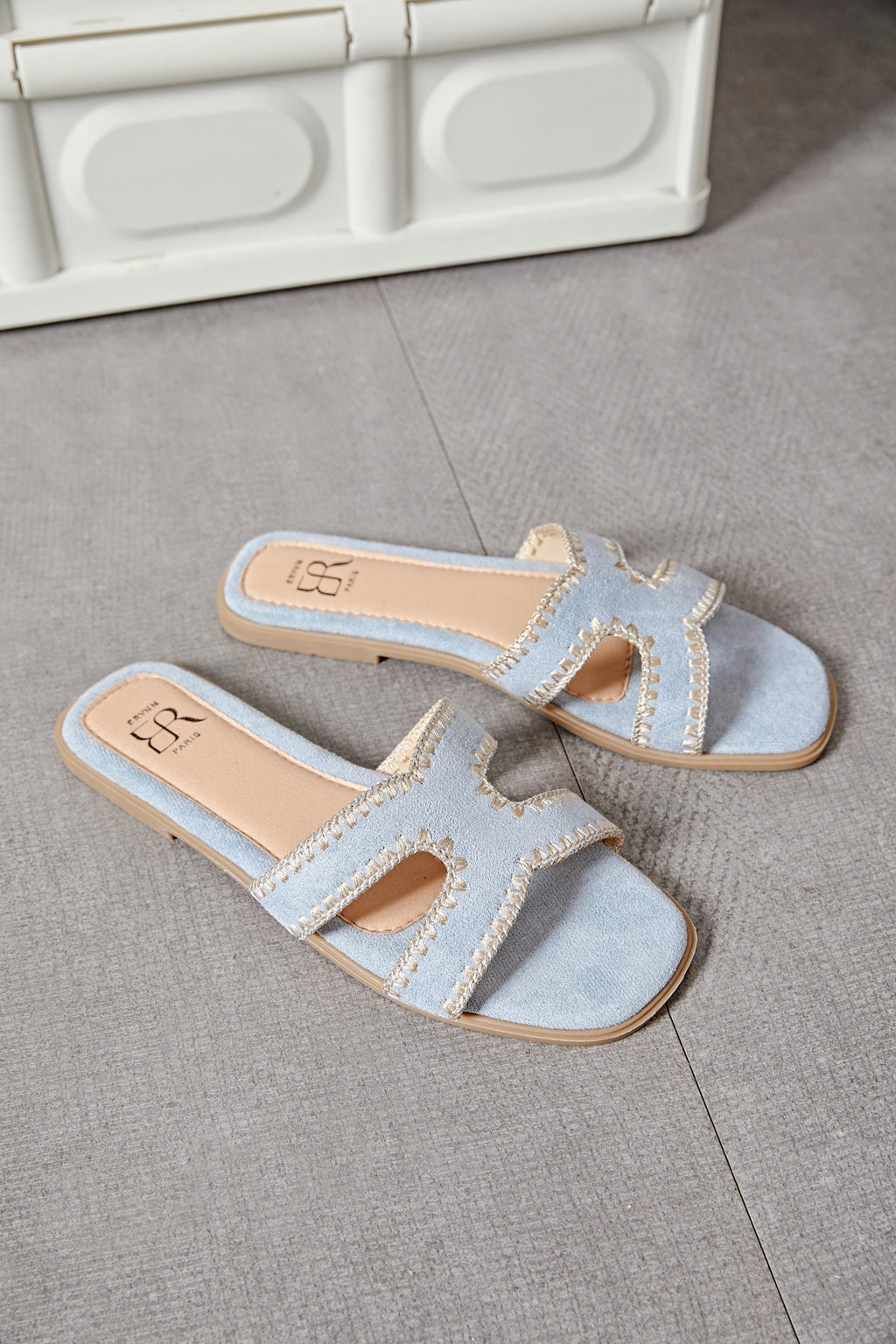 596 Blue Slides