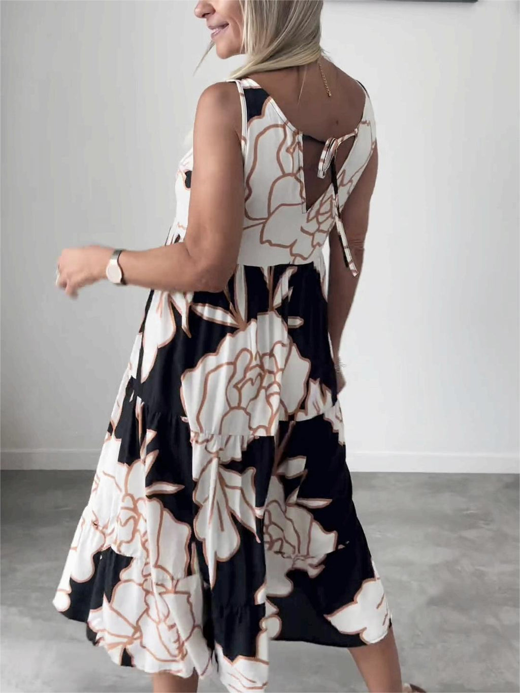 NOVERA™ | Elegante Jurk met Bloemenprint