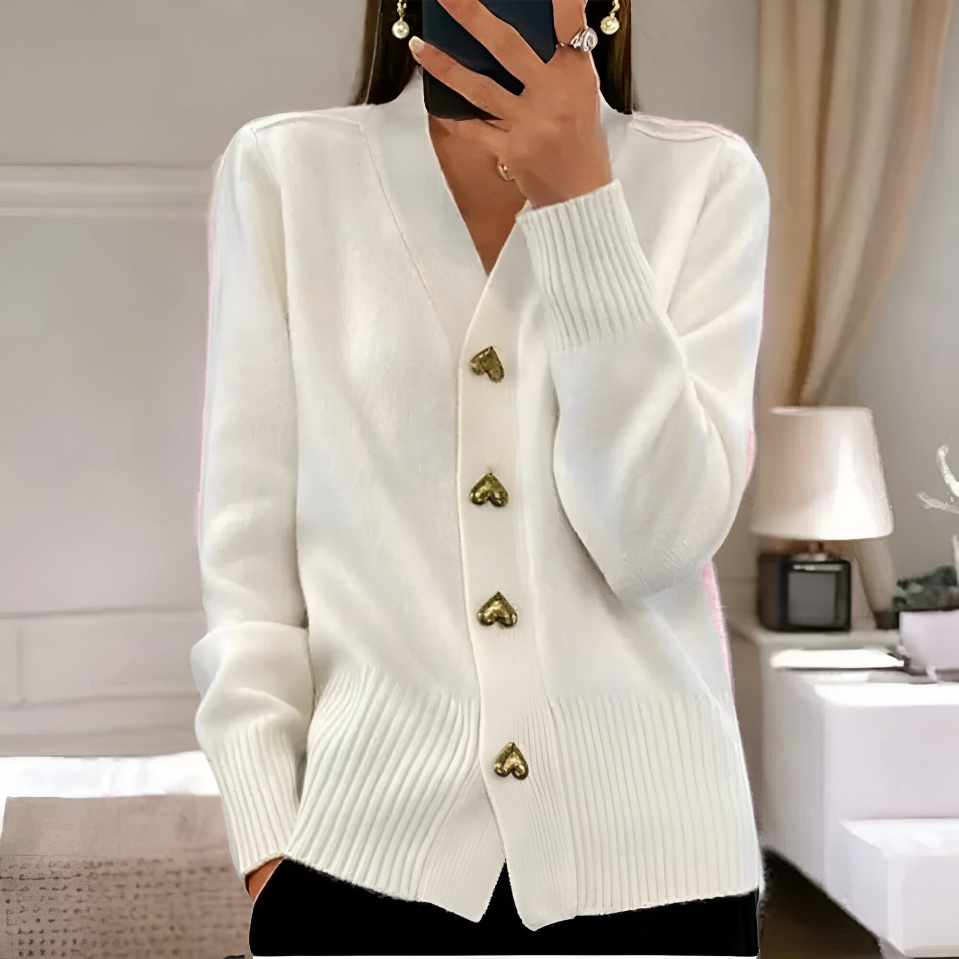 Ciara™ | Elegante cardigan met hartvormige knopen